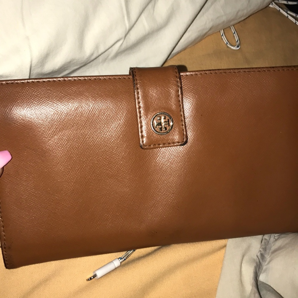 TORY BURCH WALLET
